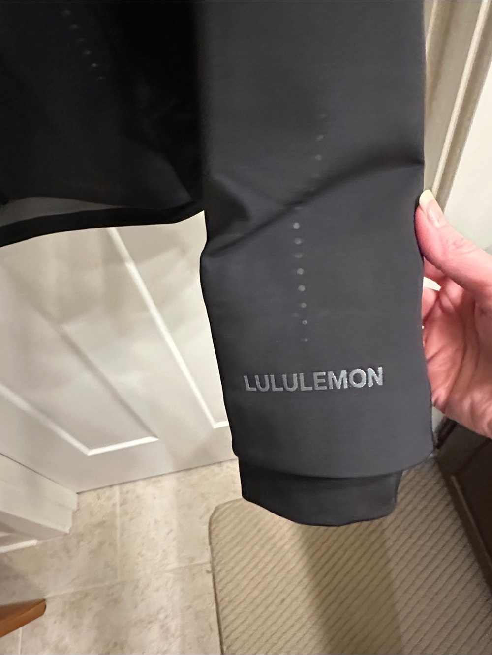 Lululemon jacket - Picture 3 of 7